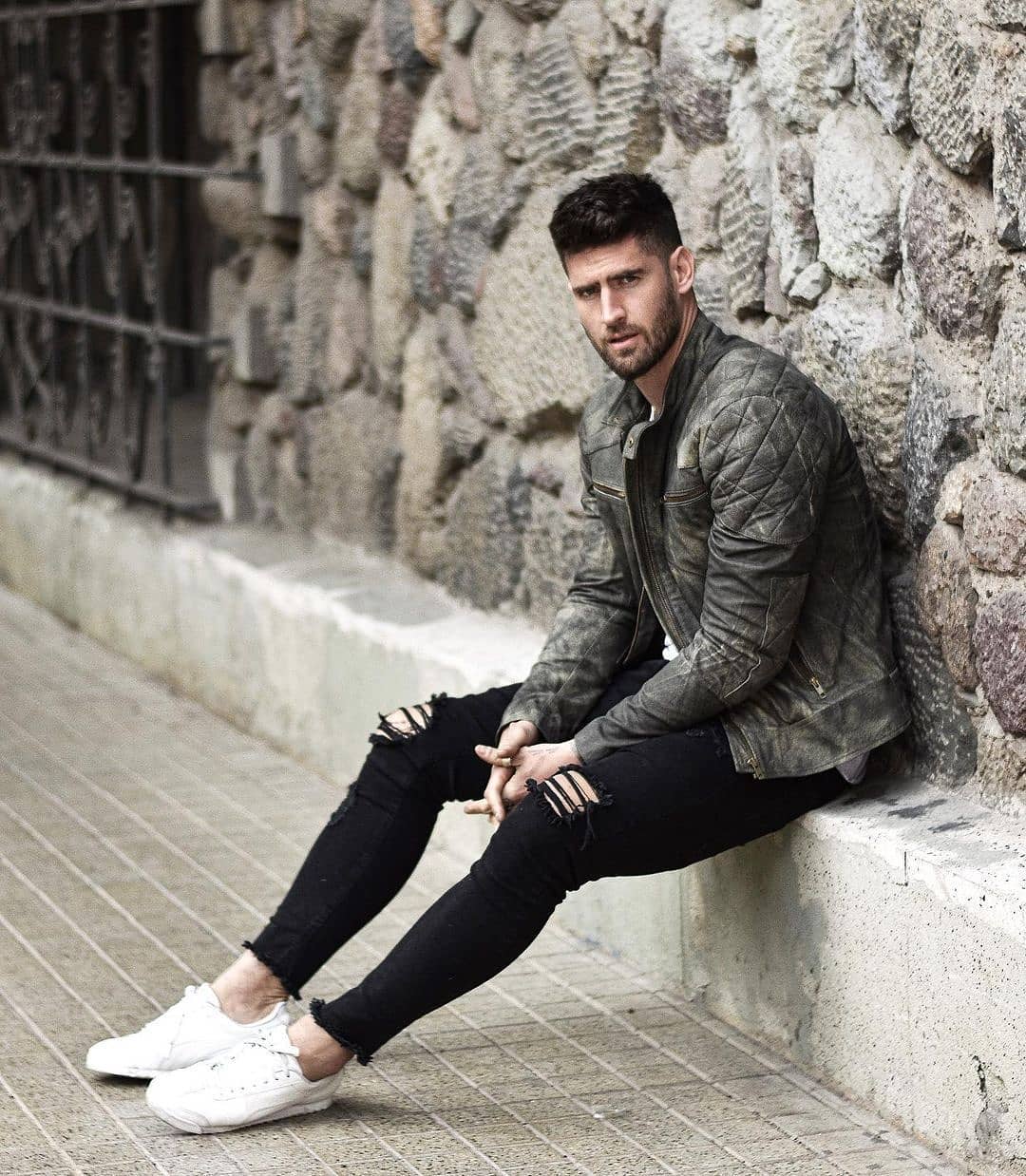 40 ripped jeans outfits for men. - vogueymen.com