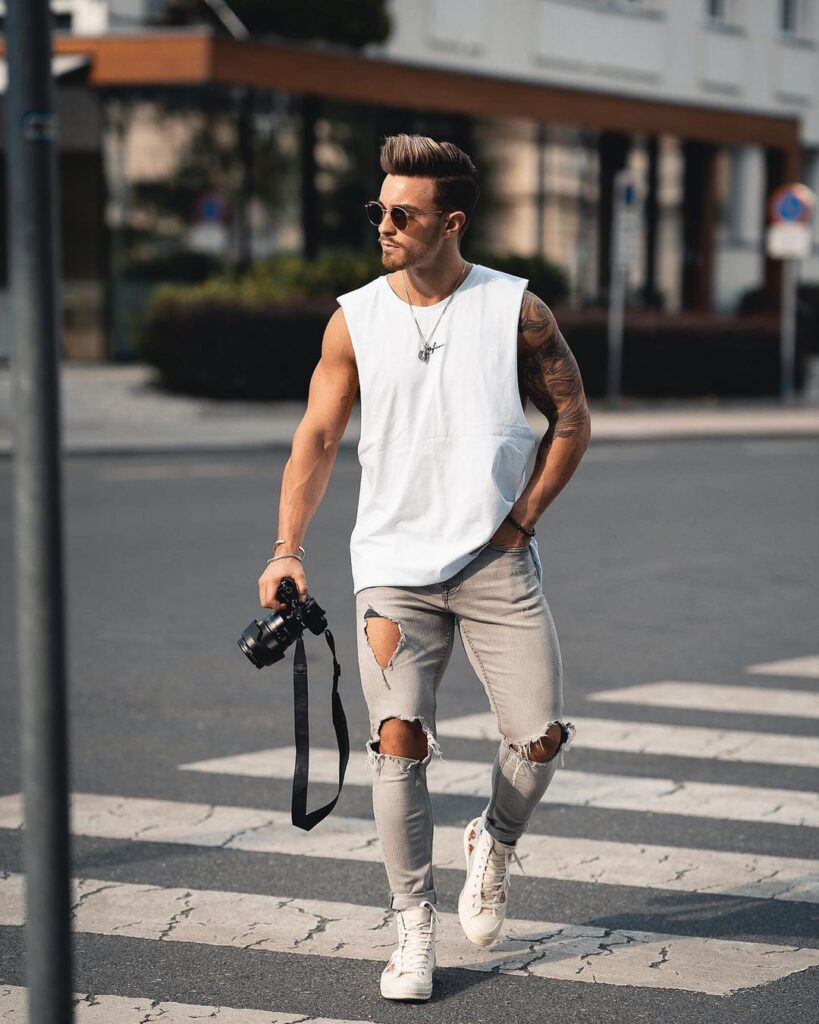 Tank top with jeans outfit ideas for men, 