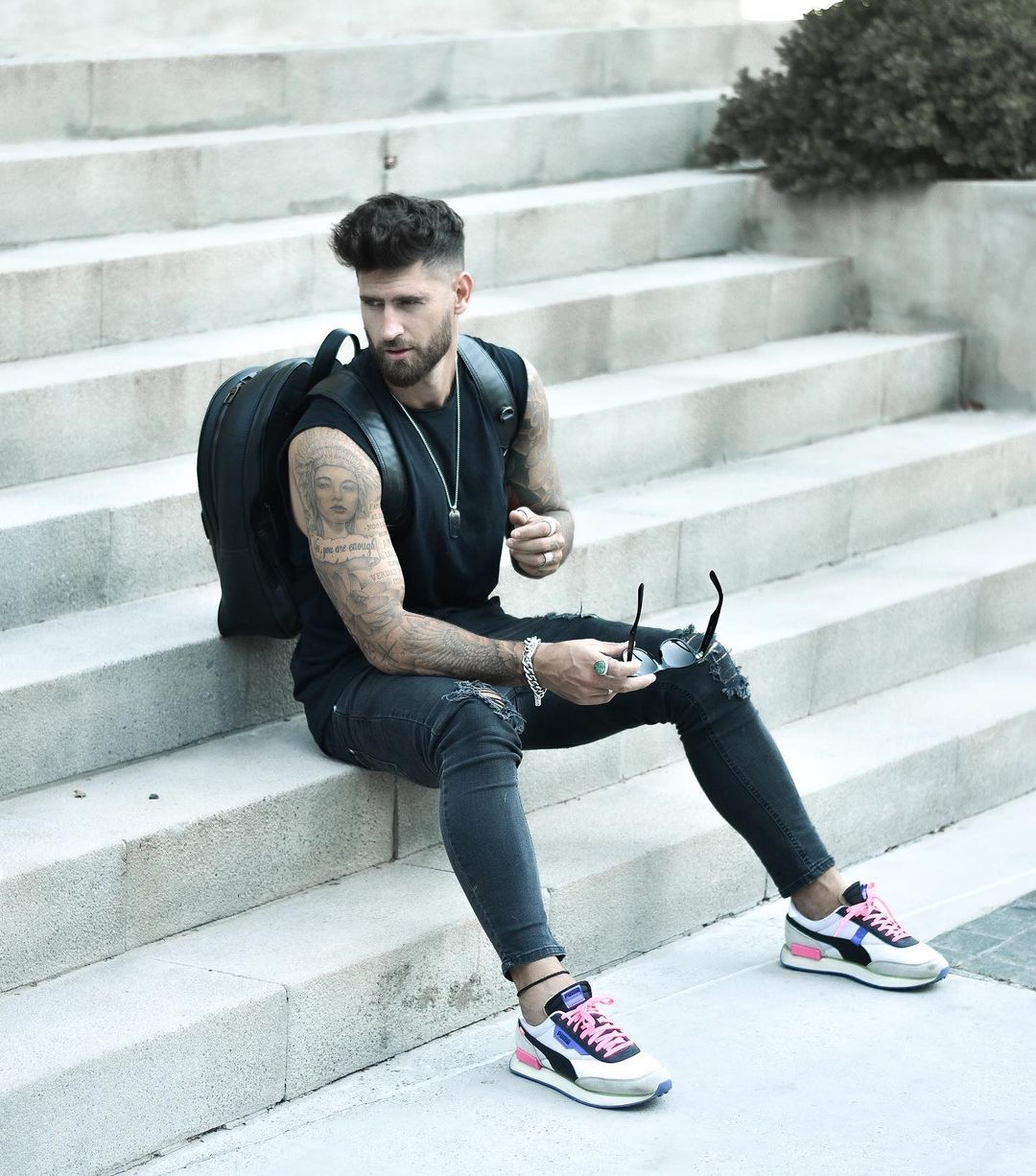 20 effortless tank tops with jeans outfit ideas for men