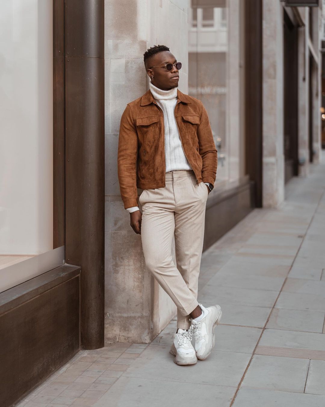 35 khaki pants outfit ideas for men - vogueymen.com