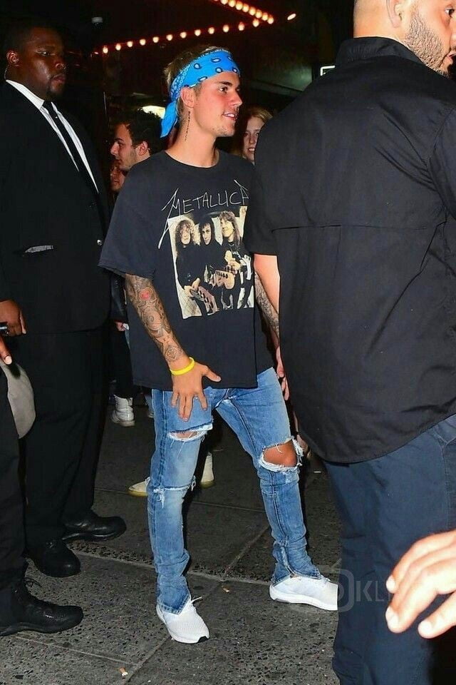 10 times Justin Bieber nailed the headband bandana look. - vogueymen.com