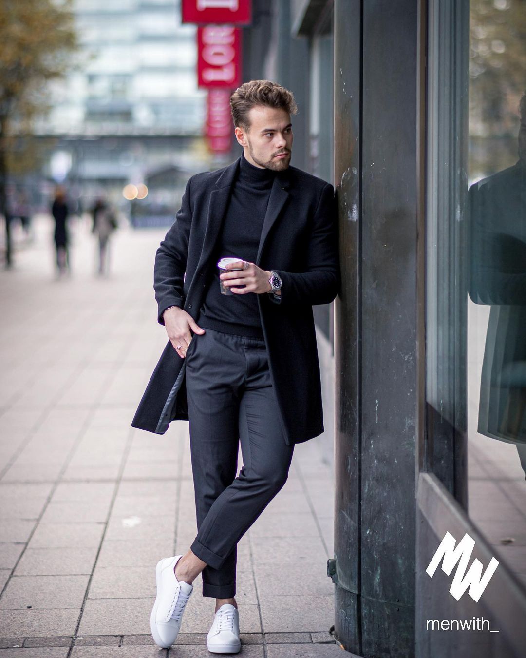 How to wear a black overcoat casually? 30 black overcoat outfits for ...