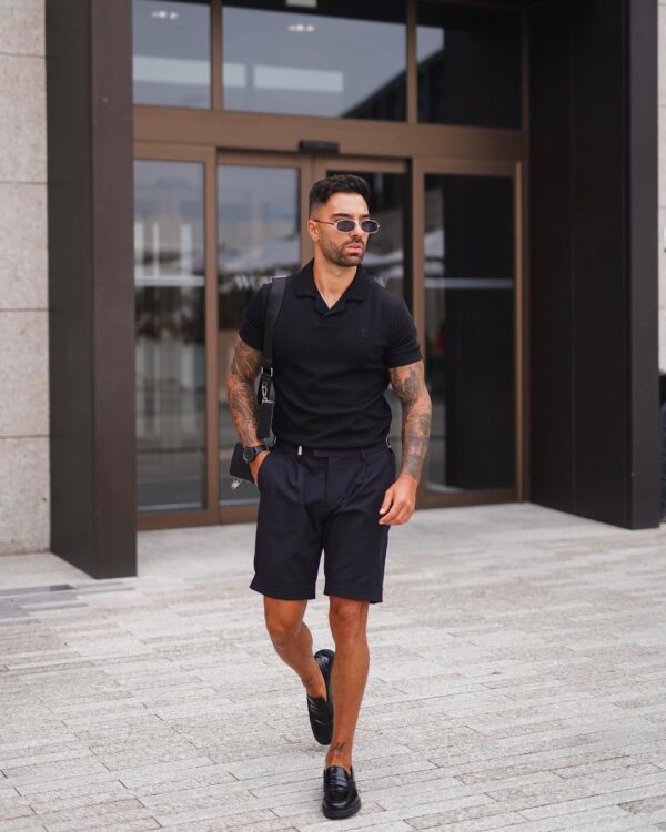 All-black outfits for men