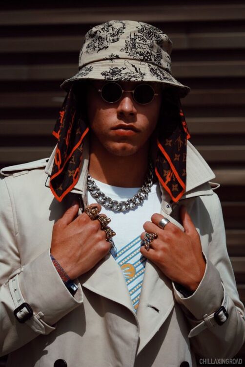 Bucket hat outfit ideas