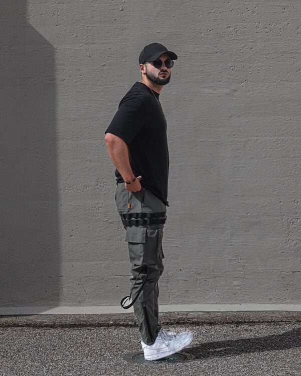 Gray cargo pants outfits