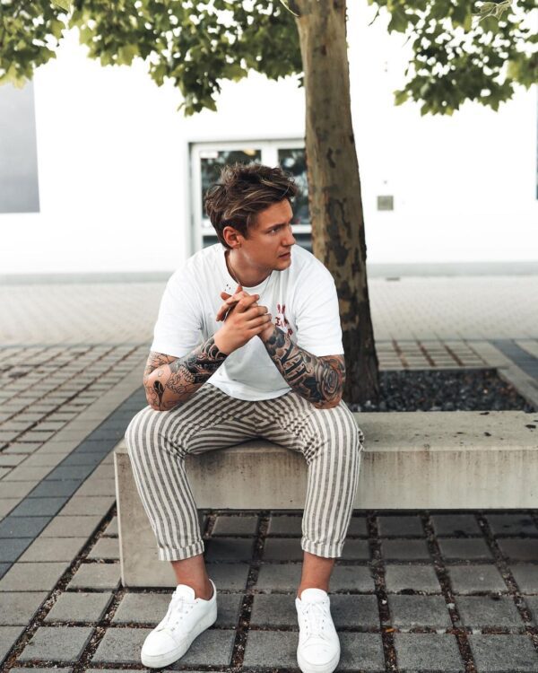 Grey striped pants outfits men's