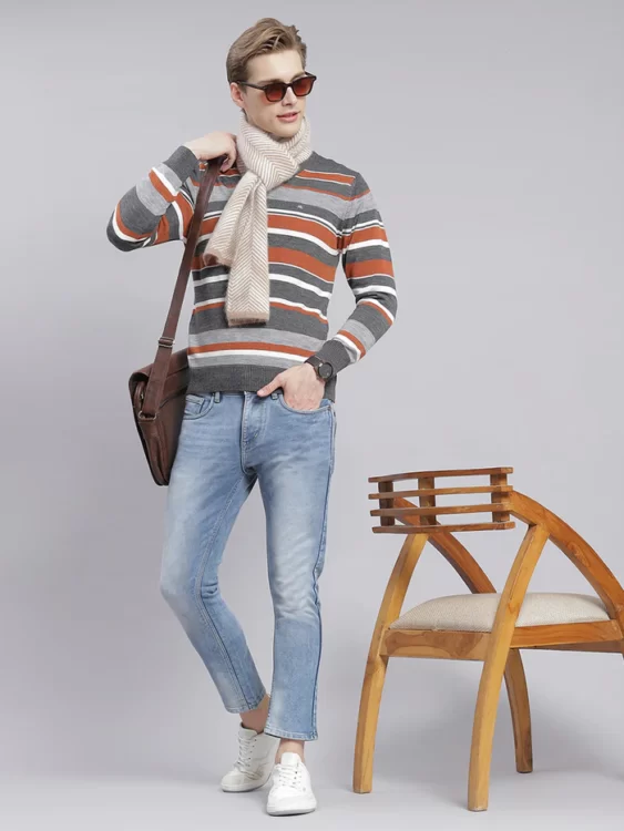Casual v-neck sweater outfits men