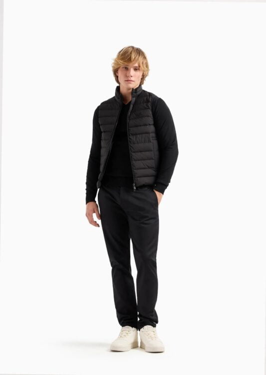 V-neck sweater outfits men's winter