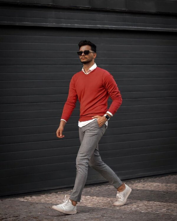 Casual v-neck sweater outfits men