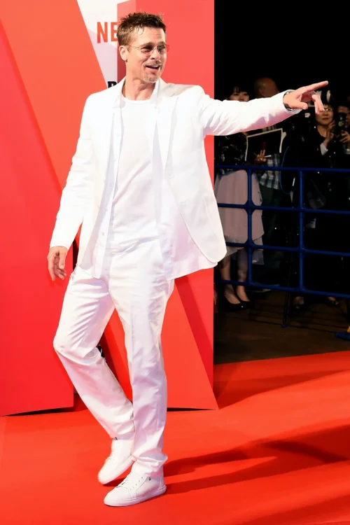 Brad Pitt in all-white