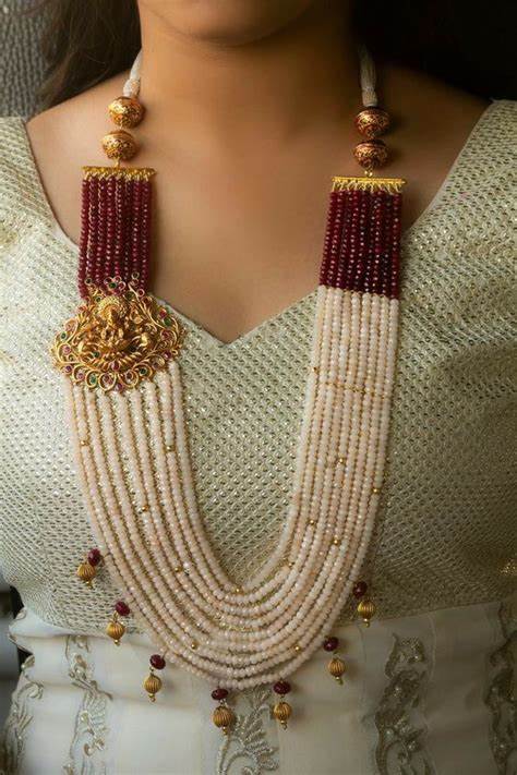 Indian traditional fashion accessories, Rani Haar.