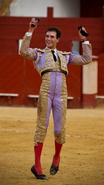 Spanish traditional fashion, Traje de Luces (Suit of Lights)