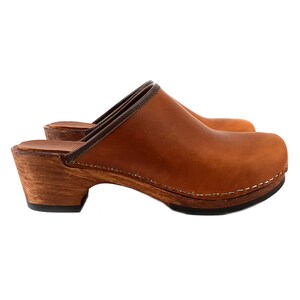 Zoccoli, the traditional Italian clogs for women