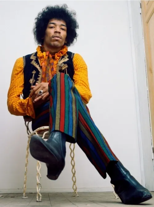 Jimi Hendrix, 25 Fashion Icons of the 60s