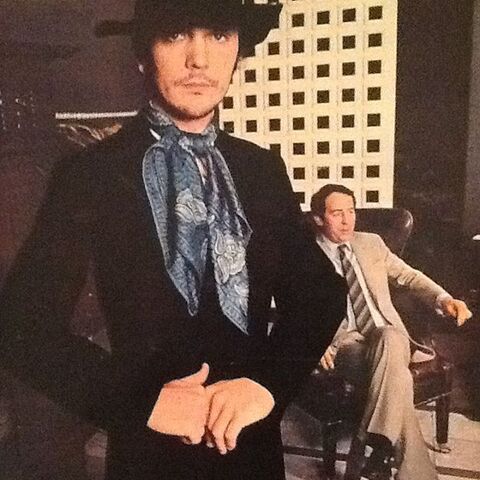 Men's Fashion Accessories of the 1960s, Printed or Patterned Neck Scarves