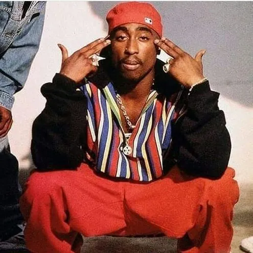 Tupac Shakur, 25 Fashion Icons of the 90s