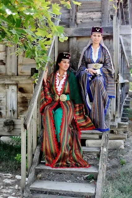 Üç Etek