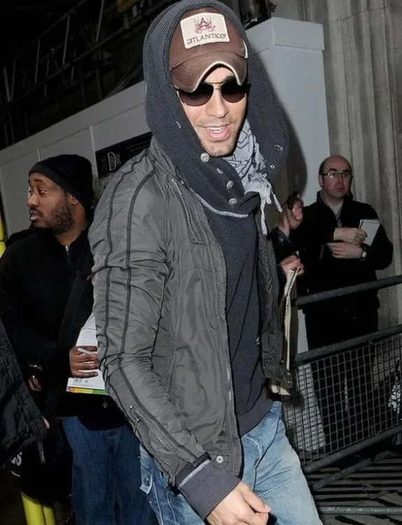 Enrique Igliasis baseball cap style